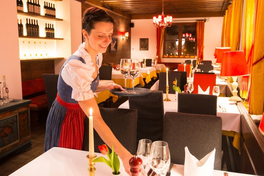 Hotel Zur Post ゴールデック エクステリア 写真